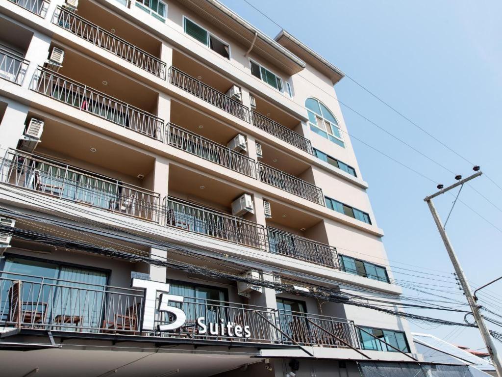 T5 Suites Pattaya Exterior foto