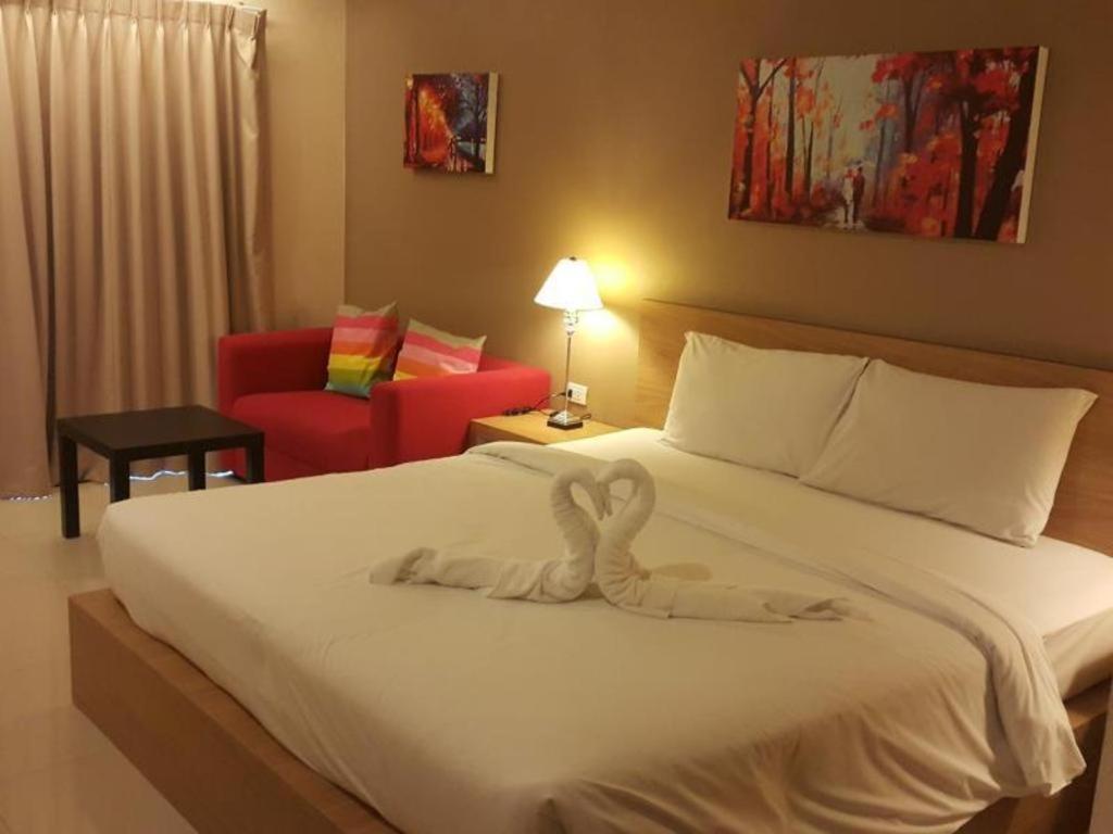 T5 Suites Pattaya Exterior foto