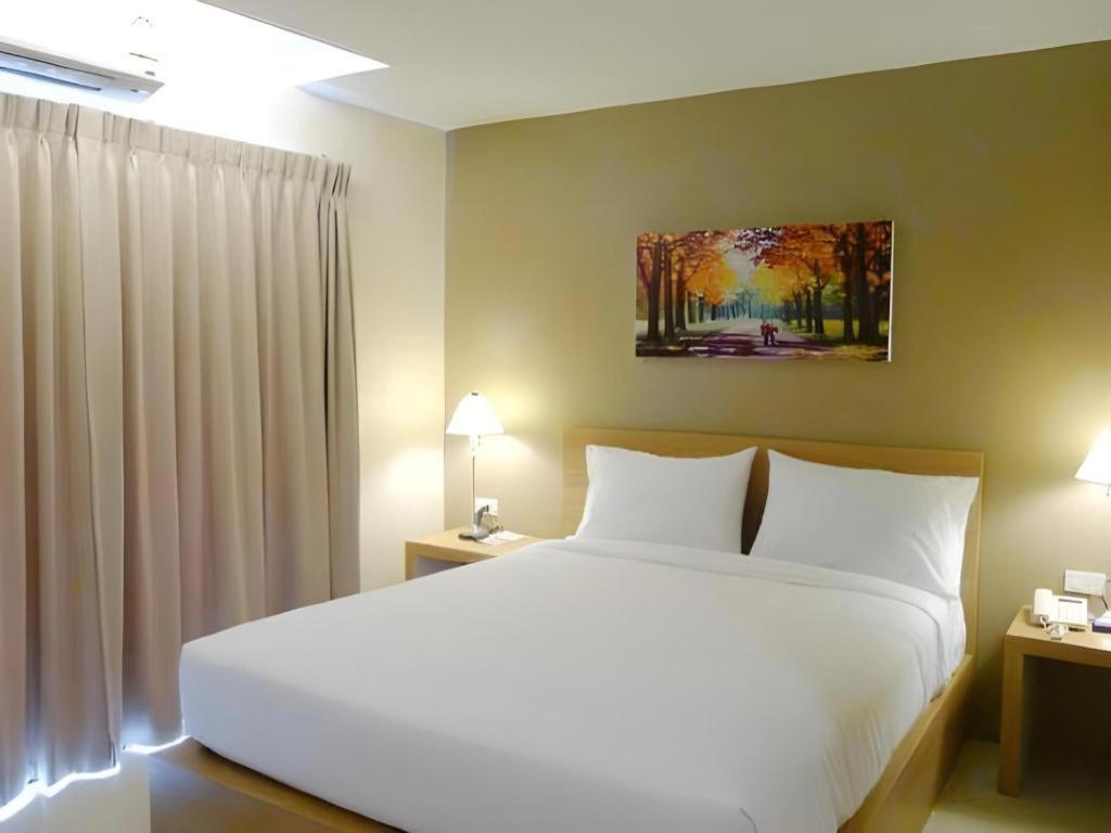 T5 Suites Pattaya Exterior foto